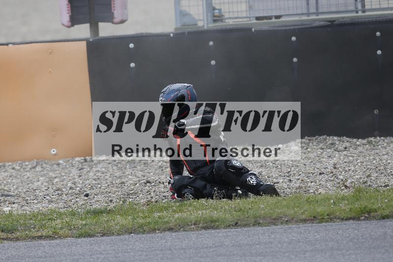 /09 19.04.2026  Caremotion get faster ADR/Gruppe gelb/34